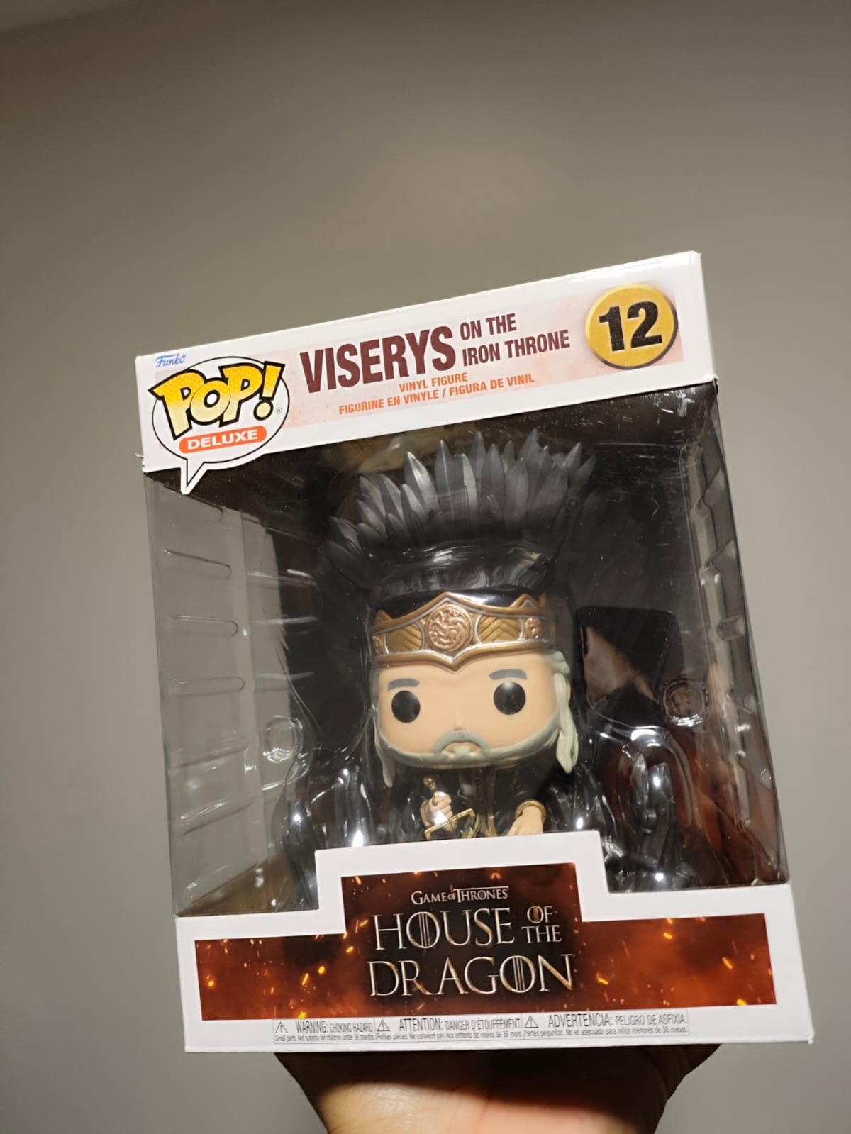 Pop Funko Viserys in the iron throne 12